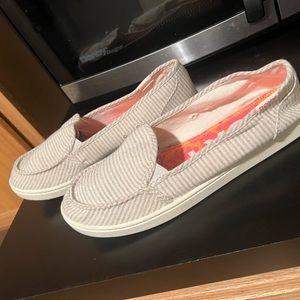Comfy Roxy Slip on shoes